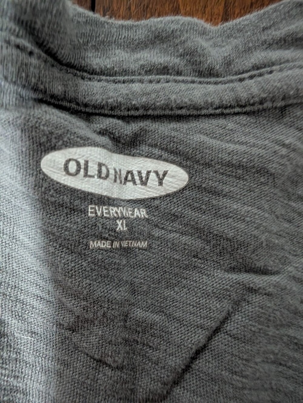 Old Navy Everywear Gray Tee, Size XL - Picture 3 of 4